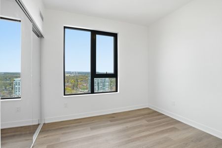 For Lease - 2075 Lakeshore Road Unit# 1709, Burlington, Ontario - Photo 5