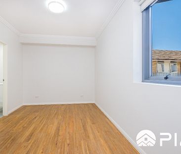 Near New Apartments with timber floor in Superb Location. - Photo 6