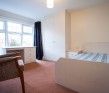 8 Bed - Ash Road, Leeds, - Photo 6