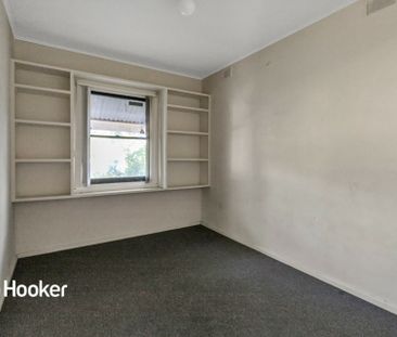 Family Home on a Large Block - Photo 6