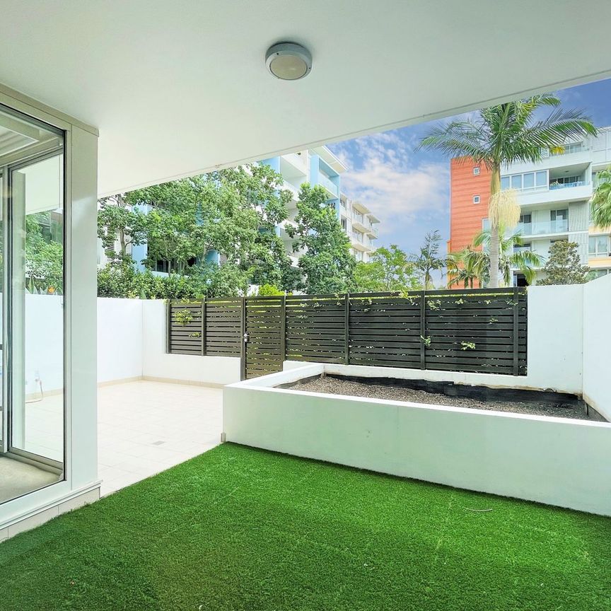 332/23 Savona Drive, Wentworth Point - Photo 1