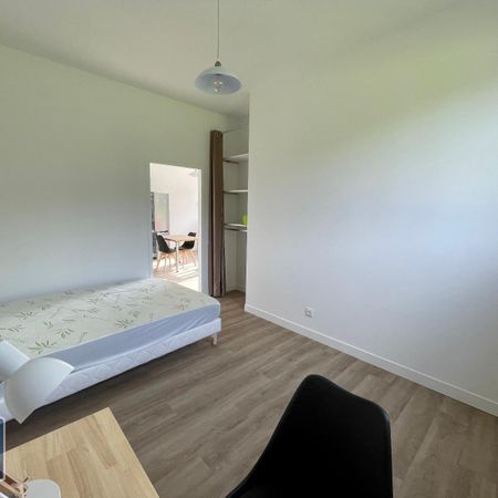 Location Appartement 1 pièce 11m² CHANGE 53810 - Photo 4