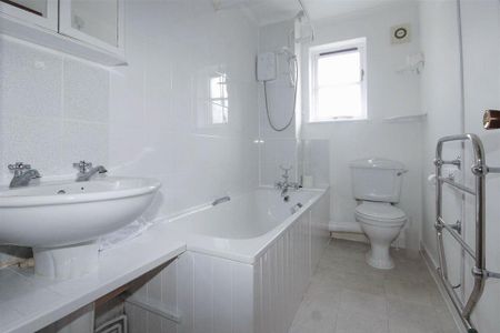 1 bedroom maisonette to rent - Photo 3