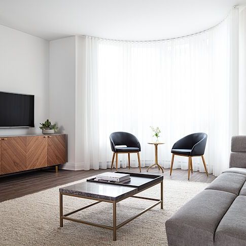 5885 Cavendish Boulevard, Montréal, QC - Photo 1