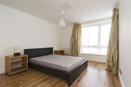 Bartholomew Court, E14 - Photo 4