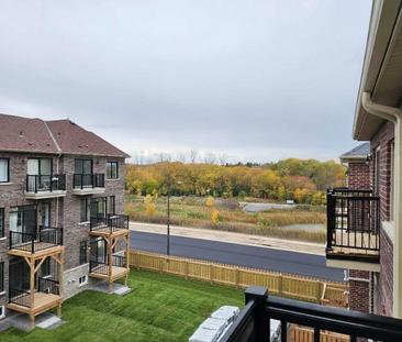 For Lease - 8 Royal Collection Way, Whitby, Ontario - Photo 4