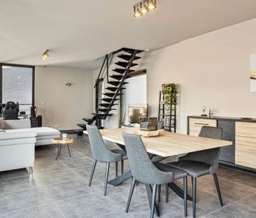 Duplex te huur in Sint-Kwintens-Lennik voor € 900 met 2 slaapkamers - Foto 1