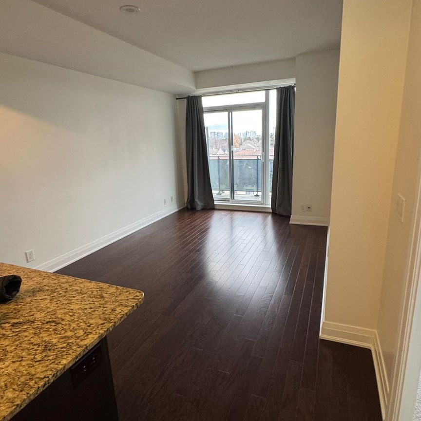 For Lease - 520 Steeles Avenue Unit# 702, Vaughan, Ontario - Photo 1