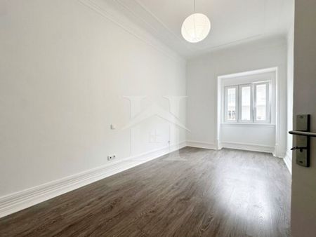 3 bedroom luxury Apartment for rent in Avenidas Novas, Portugal - Photo 3