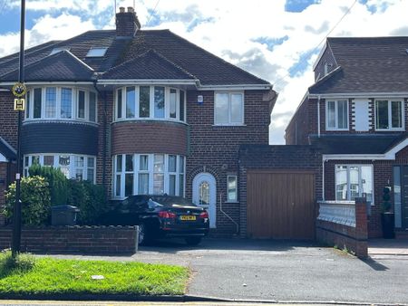 3 Bed Semi-Detached House, Perry Avenue, B42 - Photo 3