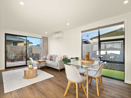 Smart, Stylish & Minutes from the Shore - Photo 3