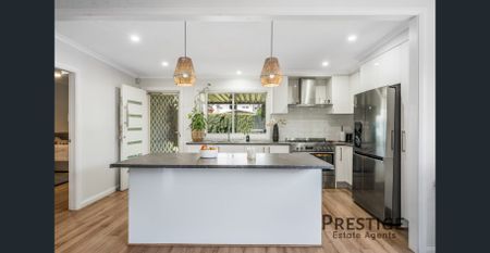 Modern Family Residence! - Photo 5