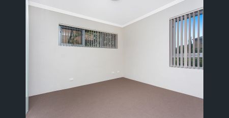 Stylish Living in a Small Boutique Block - Photo 2