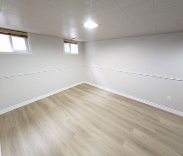 For Lease - 22 Threadneedle Crescent, Toronto, Ontario - Photo 5