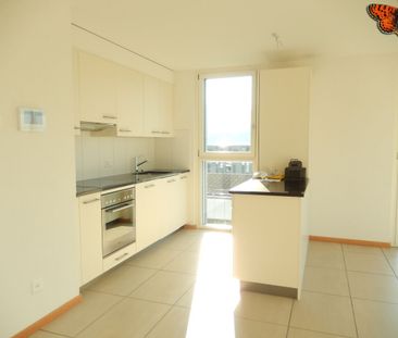 BEAUTIFUL 2 ½ PIECES – WONDERFUL VIEW! - Foto 3