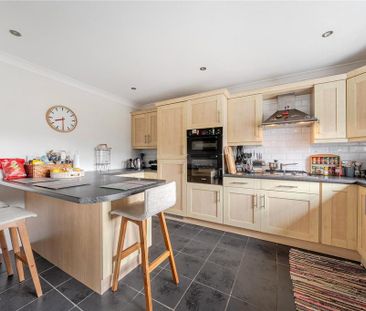 4 bedroom detached house to rent - Photo 5