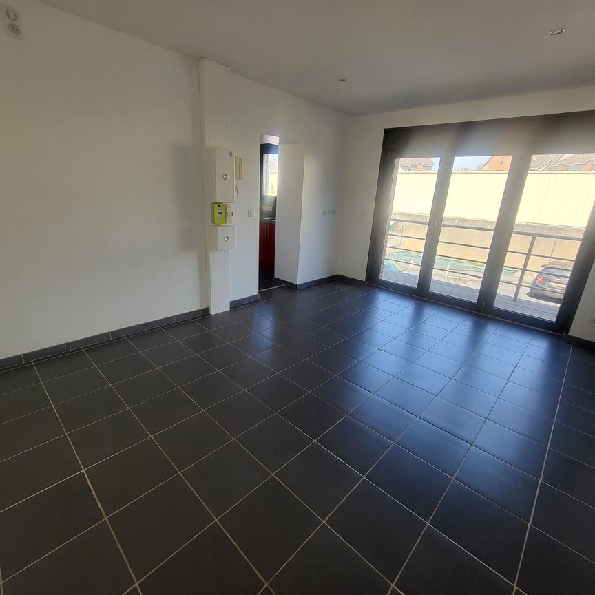 Location Appartement 2 pièces 25m² VALENCIENNES 59300 - Photo 1