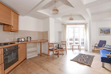 Studio Flat, Prusoms Island, E1W - Photo 4