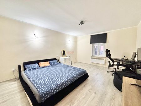 Dom z garażem i stodołą – 8 pokoi na wynajem - Photo 3