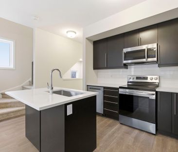 For Lease - 660 Colborne Street Unit# 49, Brantford, Ontario - Photo 4