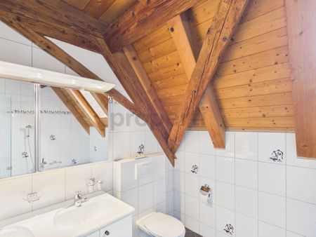 Charming 5.5-room farmhouse with balcony, Muttenz - Photo 4