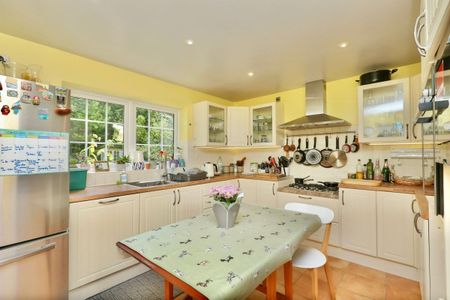 Prince Rupert Way - Photo 2