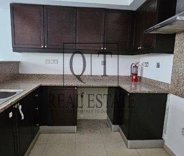 Upgraded 1-Bedroom Townhouse + Study | 1 Check - Photo 6
