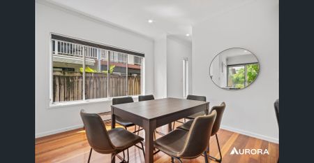 Modern 3-Bedroom Townhouse in Hawthorne - Photo 5