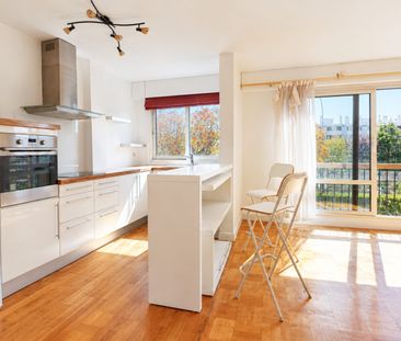 Location Appartement 2 pièces 46m² FONTENAY SOUS BOIS 94120 - Photo 2
