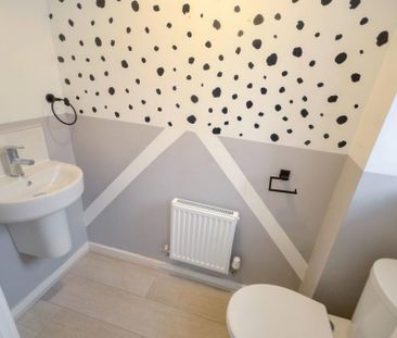 3 bedroom semi-detached house to rent - Photo 6
