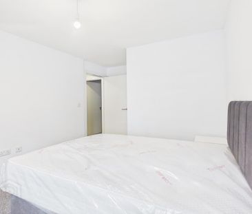 35 Castlereagh Street, Belfast, BT5 4AY - Photo 5