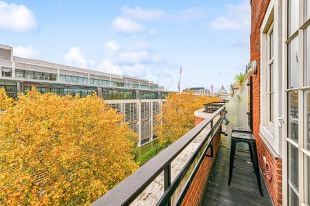 3 bedroom flat to rent - Photo 5