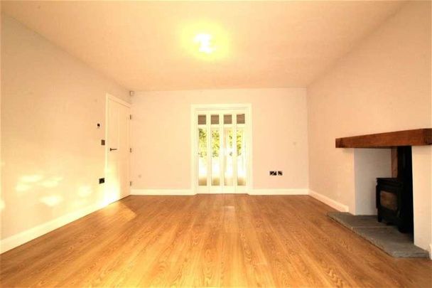 Johnson Lane, Ecclesfield, Sheffield, S35 - Photo 1