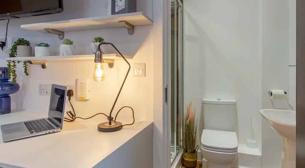Classic Ensuite - Photo 1