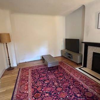 2 bed 1 bath Palmerston and Bloor - Photo 4