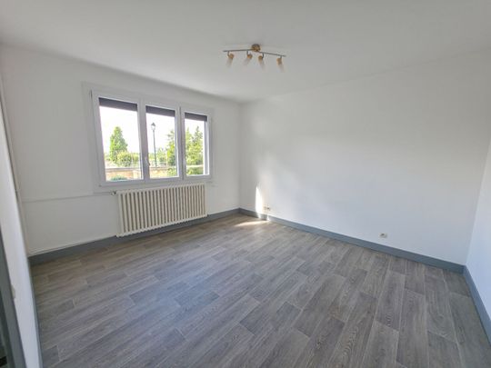 Location Maison 3 pièces 75m² - Photo 1