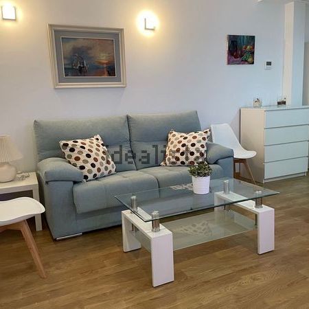 Alquiler de piso en Calle Trinidad, 10 - Photo 1