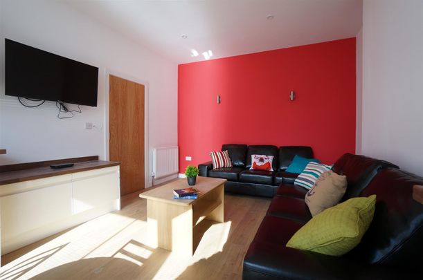 50 Holyhead Road - Photo 1