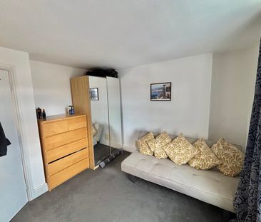 Compass Hill, Taunton, Somerset - Photo 4