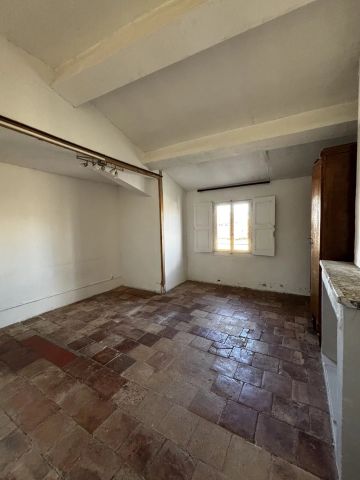 Location Appartement 3 pièces 72m² NIMES 30000 - Photo 5
