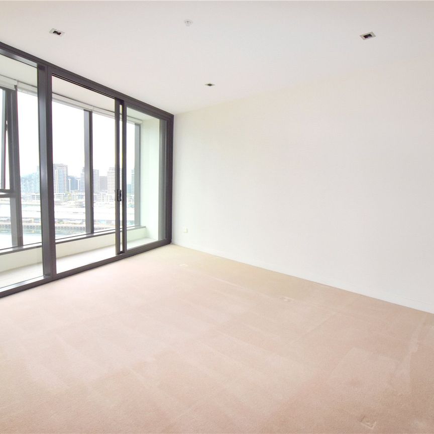 1602/100 Harbour Esplanade - Photo 1