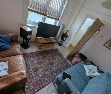 Room in a Shared House, Morris Lane, LS5 - Photo 1