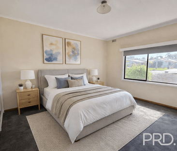Freshly Renovated 3 Bedroom Family Home - Photo 3