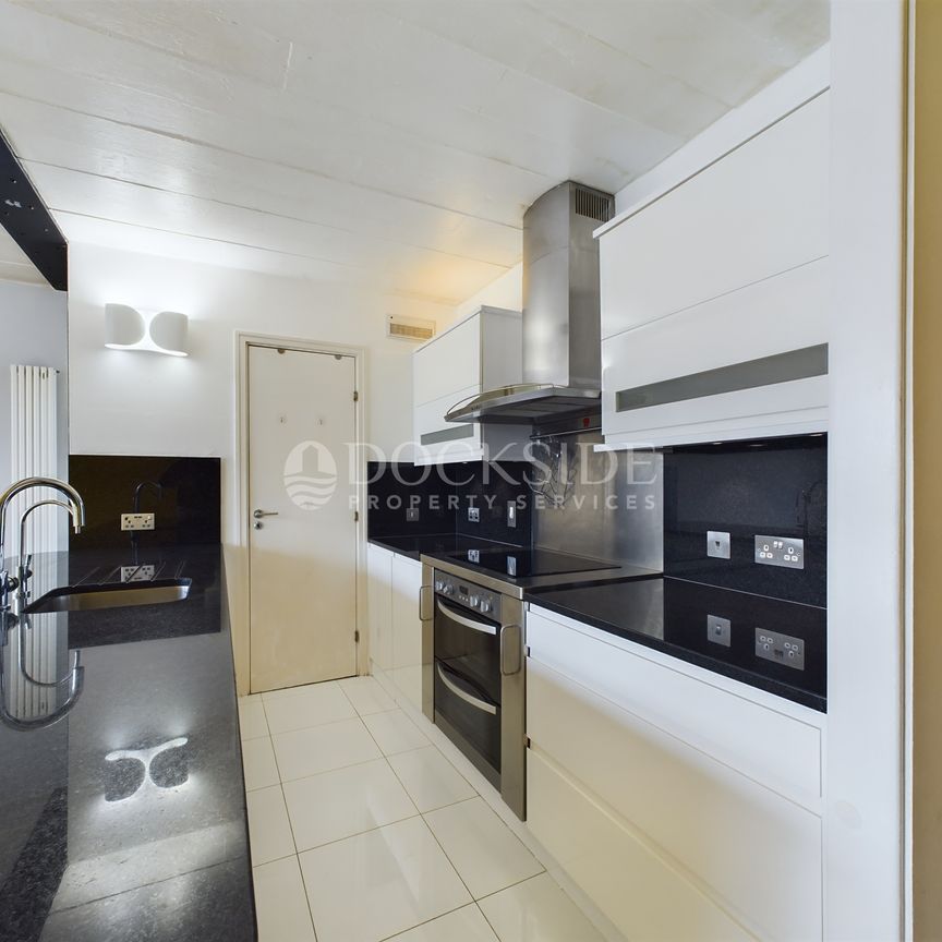 2 bed flat to rent in Beacon House, London, E14 - Photo 1