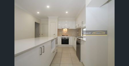 3br stand-alone townhome in Casuarina Beach - Photo 5