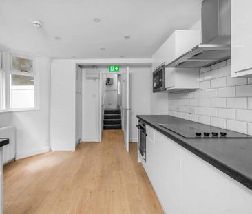 1 bedroom bedsit to rent - Photo 2