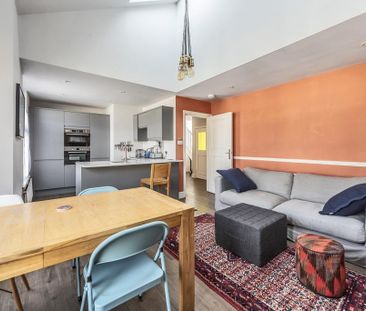 3 bedroom property to rent - Photo 1