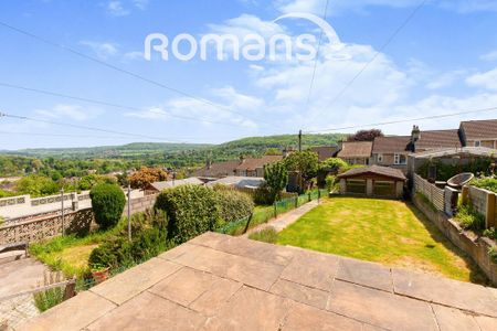 3 bedroom terraced house to rent - Photo 2