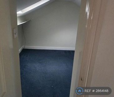 4 bedroom semi-detached house to rent - Photo 1