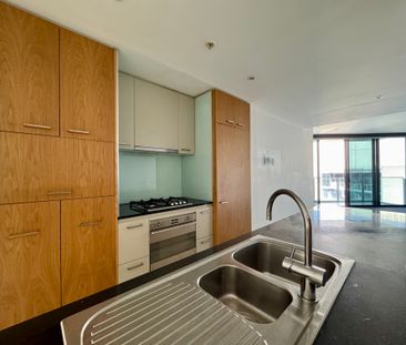 Spacious Two Bedroom I Palladio - Photo 3